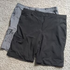 Men's Cargo Shorts in Black and Gray